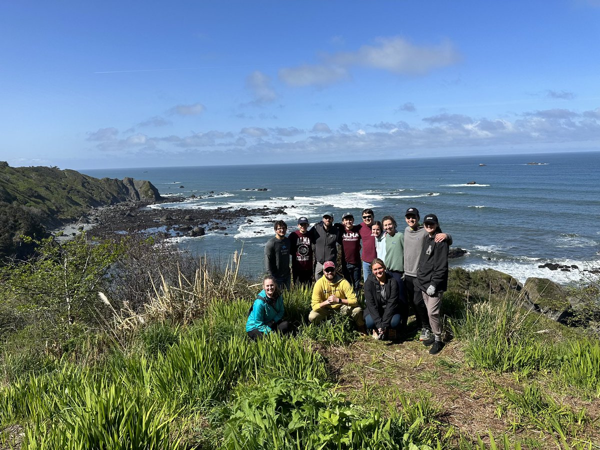 AlmaScotsWSOC's tweet photo. Paige Kohler participated in an Alternative Break this past week in the Redwood National Park in California. She participated in clean up of the trails &amp; areas within the Park along with invasive species removal throughout various state parks near The Redwood National Park!! https://t.co/aHeGj50U0m