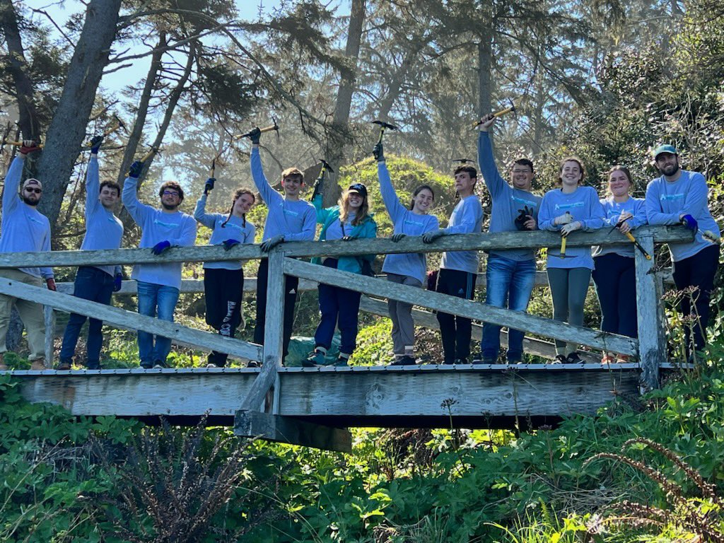 AlmaScotsWSOC's tweet photo. Paige Kohler participated in an Alternative Break this past week in the Redwood National Park in California. She participated in clean up of the trails &amp; areas within the Park along with invasive species removal throughout various state parks near The Redwood National Park!! https://t.co/aHeGj50U0m