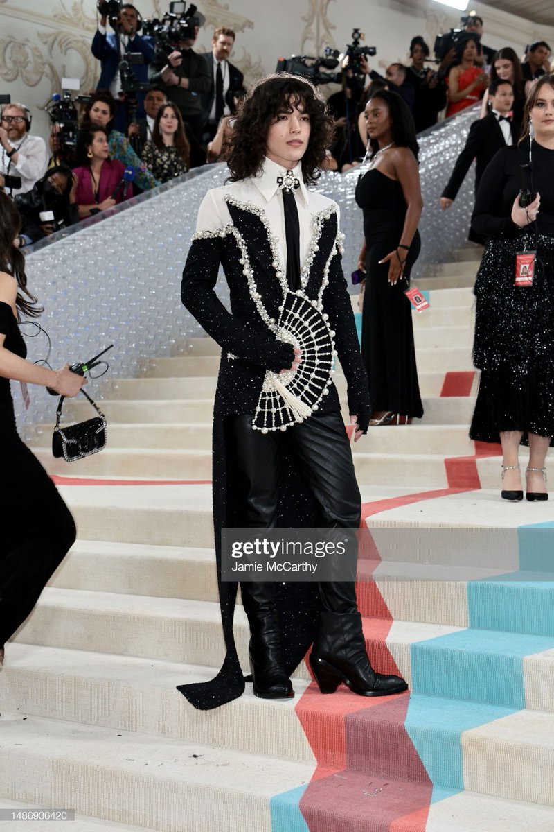 diorangxl's tweet photo. This Met was so good on menswear #MetGala #MetGala2023 https://t.co/0MBYnOqGGz