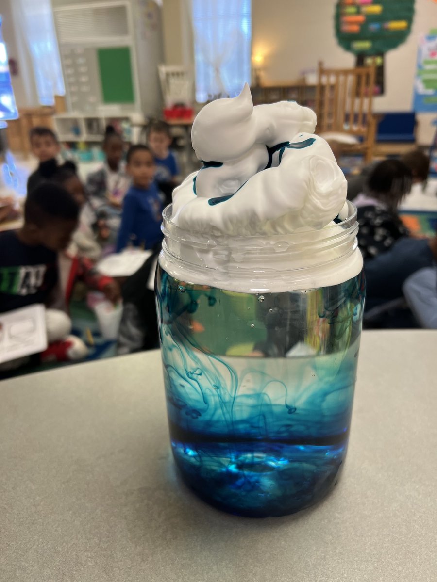 CockrellKinders's tweet photo. “Ee” is for “Experiments”. We explored magnets, rain, as well as force &amp; motion. #Science #Kindergarten https://t.co/vNXWjSrao1