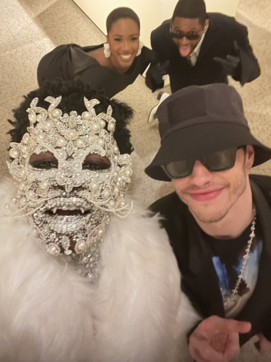 best of pete davidson tweet media