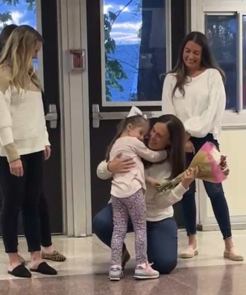 Ms. Rinck tweet media