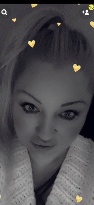 Sending ❤️❤️❤️to all xxx https://t.co/pWubDVq4Ys<a href="/tag/newprofilepic"class="tags"><span>#newprofilepic</span></a>