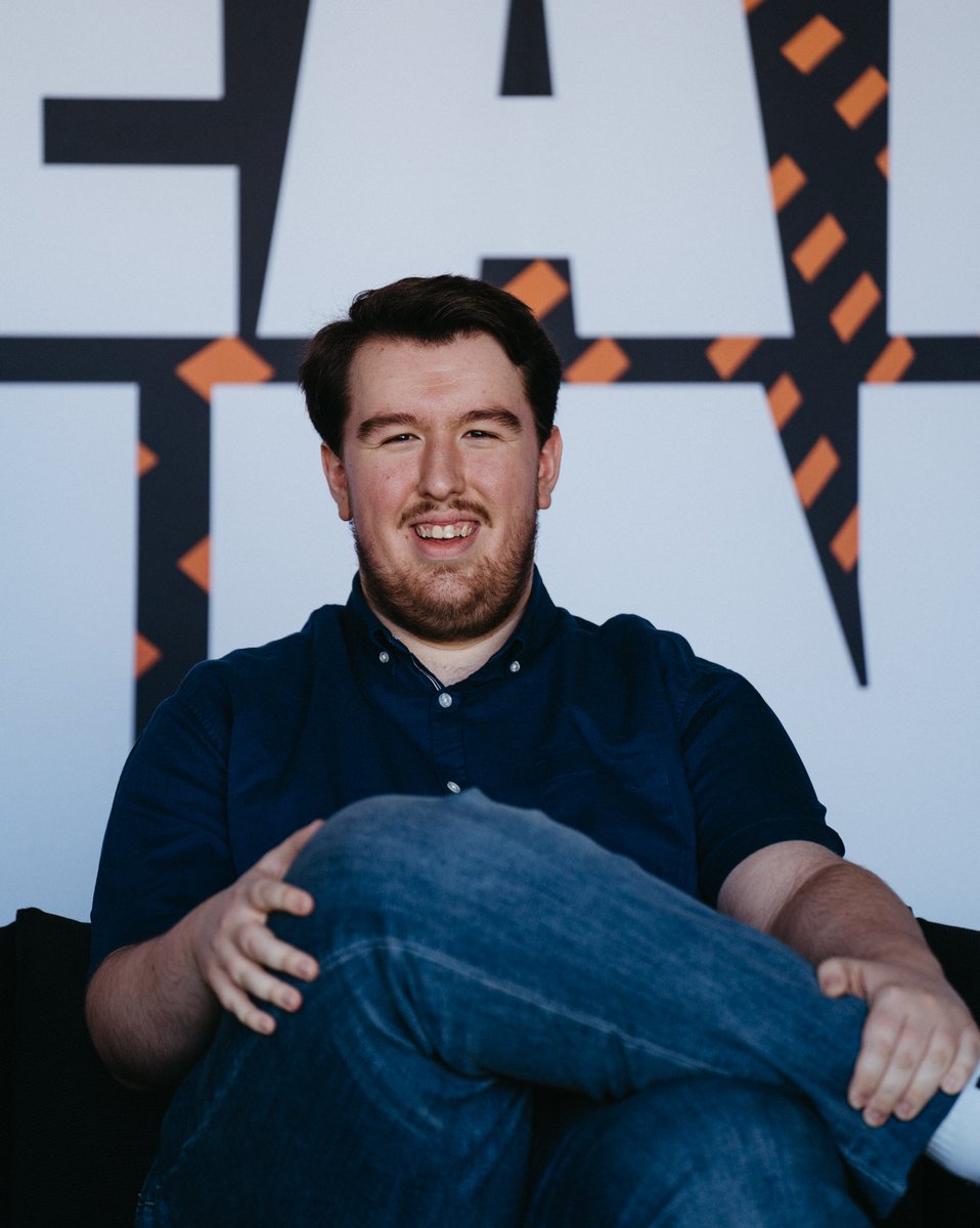 ximOpti's tweet photo. Check it out, new headshots just dropped. 🔥

It was super awesome to have this opportunity at @DreamHack this weekend in the Creator Lounge. ✨

📸 @itsBenCook &amp; @ItsNickWatson https://t.co/8xDuVBmbvE