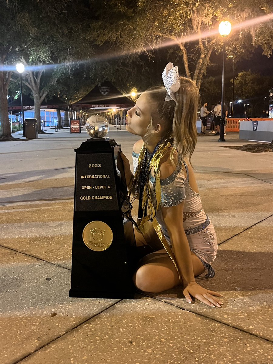 charlotte spear tweet media