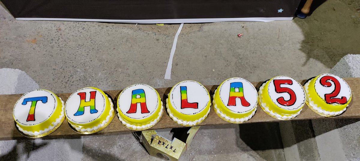 ChocoNithin's tweet image. 𝐇𝐚𝐩𝐩𝐲 𝐌𝐫𝐧𝐠 𝐅𝐨𝐥𝐤𝐬....@KicchaSudeep 𝐒𝐢𝐫 𝐒𝐡𝐢𝐯𝐚𝐦𝐨𝐠𝐚 𝐅𝐚𝐧𝐬 @sagarkiccha10 @mithunmithuna12 𝐁𝐫𝐨 𝐓𝐞𝐚𝐦 𝐜𝐞𝐥𝐞𝐛𝐫𝐚𝐭𝐢𝐧𝐠 𝐓𝐡𝐚𝐥𝐚 𝐁𝐝𝐚𝐲 
  #VidaaMuyarchi  #AjithkumarBirthday
#AjithKumar52