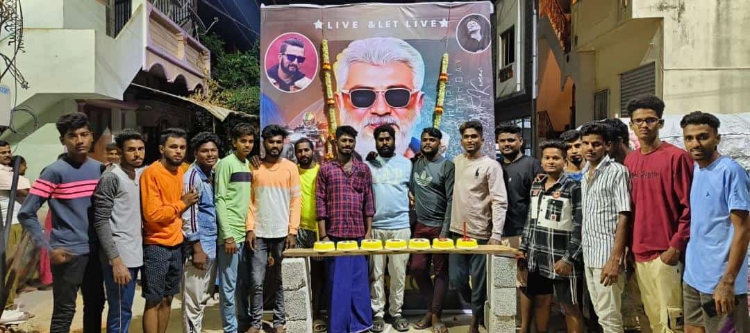 BangaloreMakers's tweet image. 𝐇𝐚𝐩𝐩𝐲 𝐌𝐫𝐧𝐠 𝐅𝐨𝐥𝐤𝐬....@KicchaSudeep 𝐒𝐢𝐫 𝐒𝐡𝐢𝐯𝐚𝐦𝐨𝐠𝐚 𝐅𝐚𝐧𝐬 @sagarkiccha10 @mithunmithuna12 𝐁𝐫𝐨 𝐓𝐞𝐚𝐦 𝐜𝐞𝐥𝐞𝐛𝐫𝐚𝐭𝐢𝐧𝐠 𝐓𝐡𝐚𝐥𝐚 𝐁𝐝𝐚𝐲 
@AfcKerala @ajithFC @AKFansOnline 
@EmperorAjithFC @KicchaAjithFC
  #VidaaMuyarchi  
#AjithKumar52