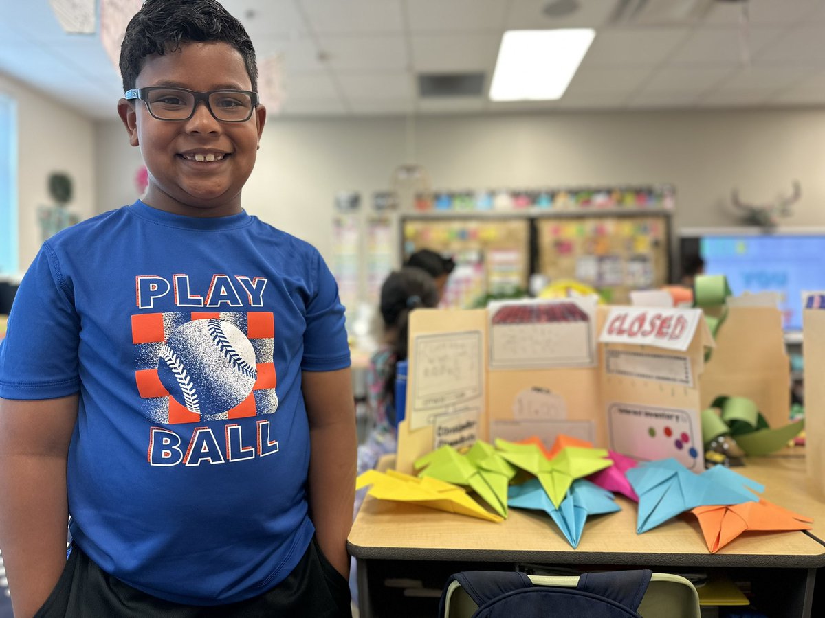 LpeFirsties's tweet photo. During our economics unit, 1st grade students @LPES_OCPS had a chance to become producers. Each student created a paper based good to “sell” in their classroom! https://t.co/rHUSLSQql4
