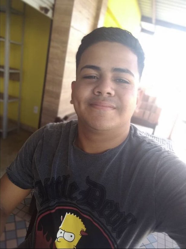 Galera quem puder me ajudar aí divulgar ele está desaparecido saiu pra poder trabalhar ontem a noite e até agora não apareceu. VAMOS AJUDAR 🙏🏼