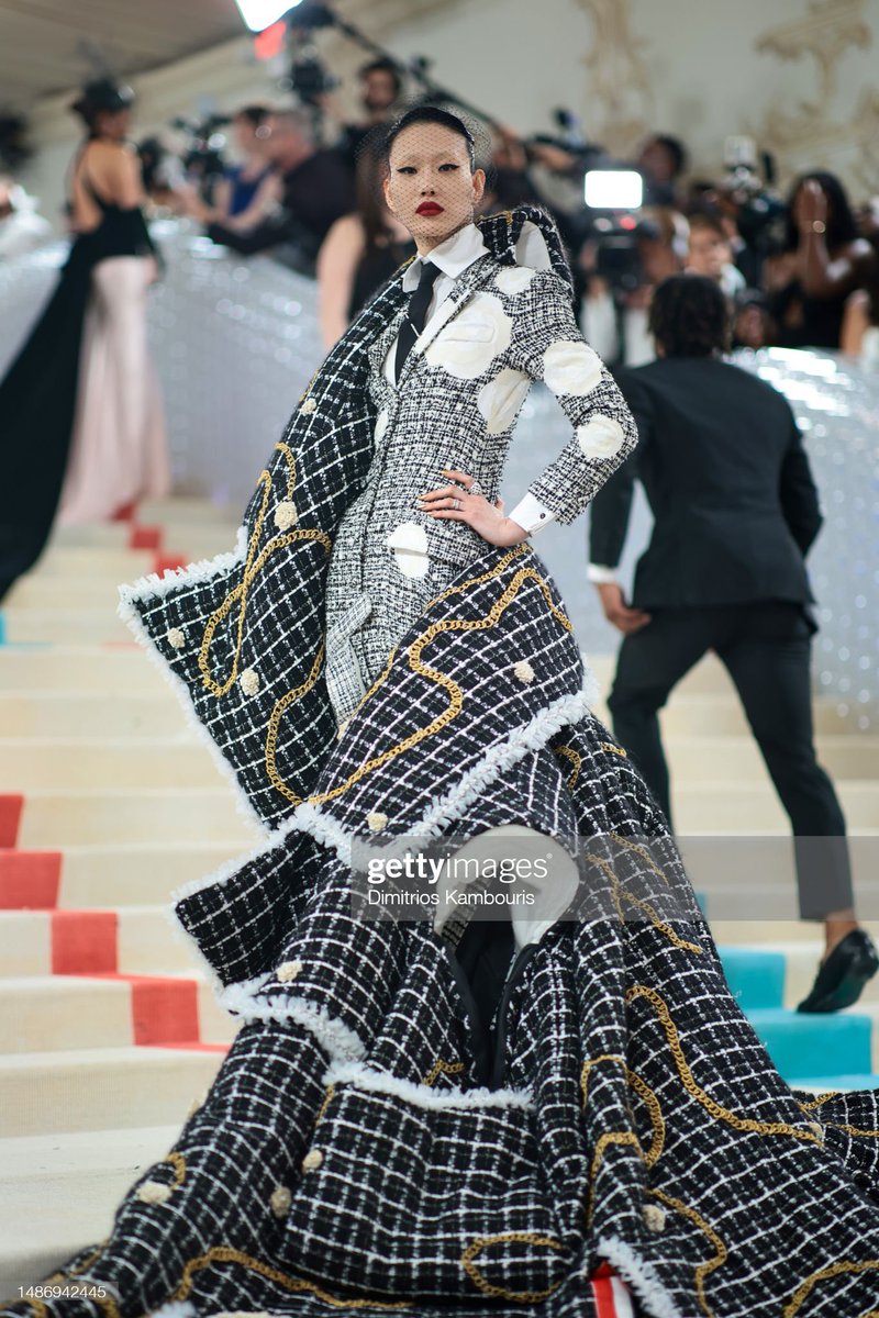 LateefSaka's tweet photo. Sora Choi in Thom Browne, that’s the tweet #MetGala https://t.co/ozEyBXXrA9