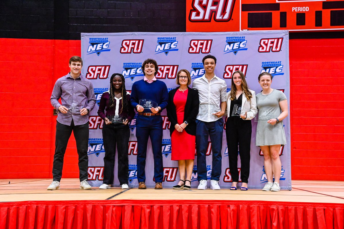 RedFlashMVB's tweet image. Racked up at the Flash Awards this evening 😎

Coaching Staff of the Year 👏

Blake Liprando, Eugene &amp;amp; Rosemary Turano Award 👏

Matt Menosky, Fr. Gabriel Zeis Student-Athlete Development Award 👏

Peyton Blain, Mikey's Heart and Hustle Award 👏

🔴⚡️🏐
#GoRedFlash #RedFlashmvb