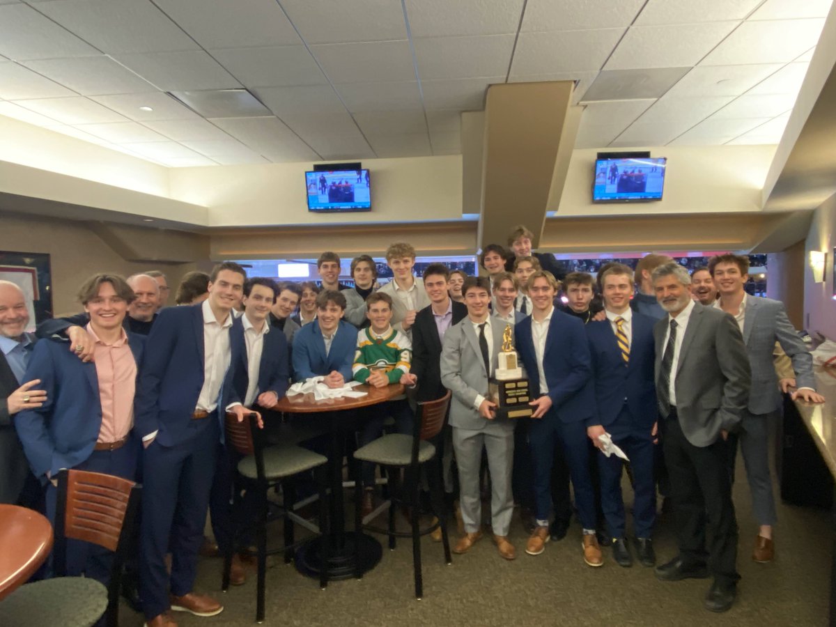 The #EvelethTrophy is making it's rounds again! 

Up first, the Mahtomedi Boys Team as the winner of the <a href="/MSHSL/">Minnesota State High School League</a> Class A State Championships!

Enjoy the 🏆 fellas!
