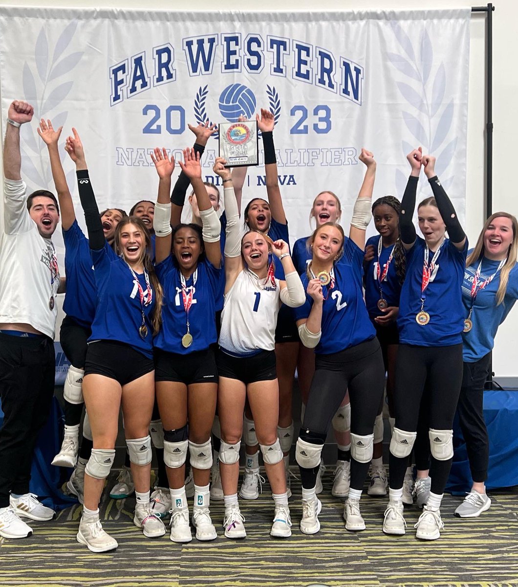 Finished qualifier season with an exclamation mark from our 15 Royal team by winning the Far Western Qualifier! So excited for them and all the work they’ve put in, more to come from us at Nationals💙 #outwork #weareskyline