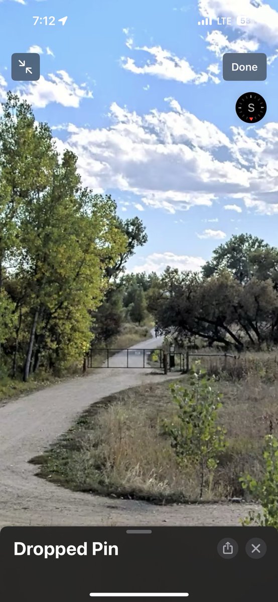 BostronLBI's tweet photo. @bouldercolorado @boulderosmp can you please put in a proper bike rack here at S Boulder Creek Trailhead? https://t.co/Fz4RYL9BzY