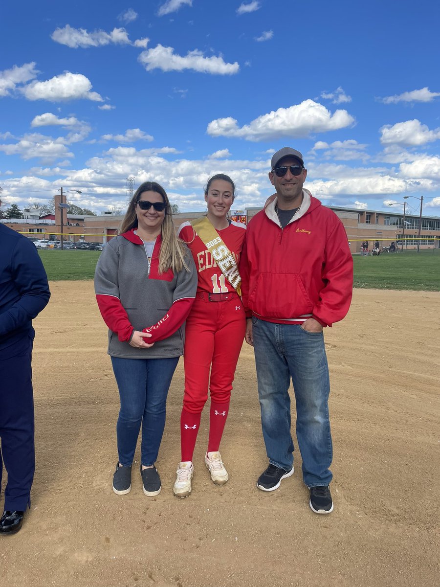 EHS_Softball1's tweet photo. Congrats Allie! https://t.co/BAoa9a4r3G