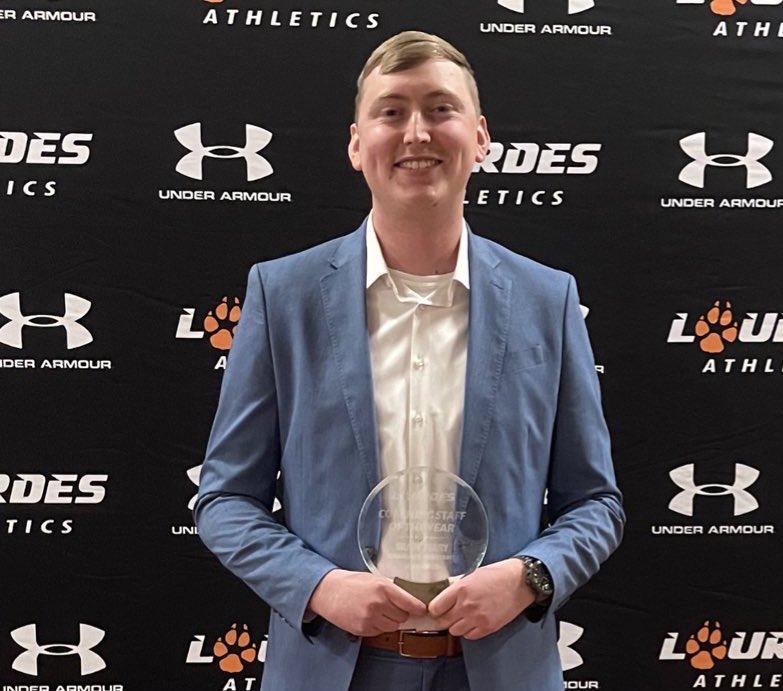 coachwperry's tweet photo. Proud of @bradyperry5 and the Lourdes Men’s Basketball coaching staff for receiving the Coaching Staff of the year award!! #LUGrayWolves🐺🏀 https://t.co/d8IutydocI