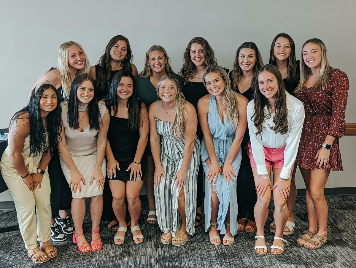 WSCWildcatVB's tweet image. Spent the evening celebrating an unprecedented year of Wildcat Volleyball AND all the other student-athletes and sports at WSC!🐱 

Highlighting our very own @ellylarson_, receiving the 2022-2023 Inspiration Award!💛🖤

#PlayForThePaw