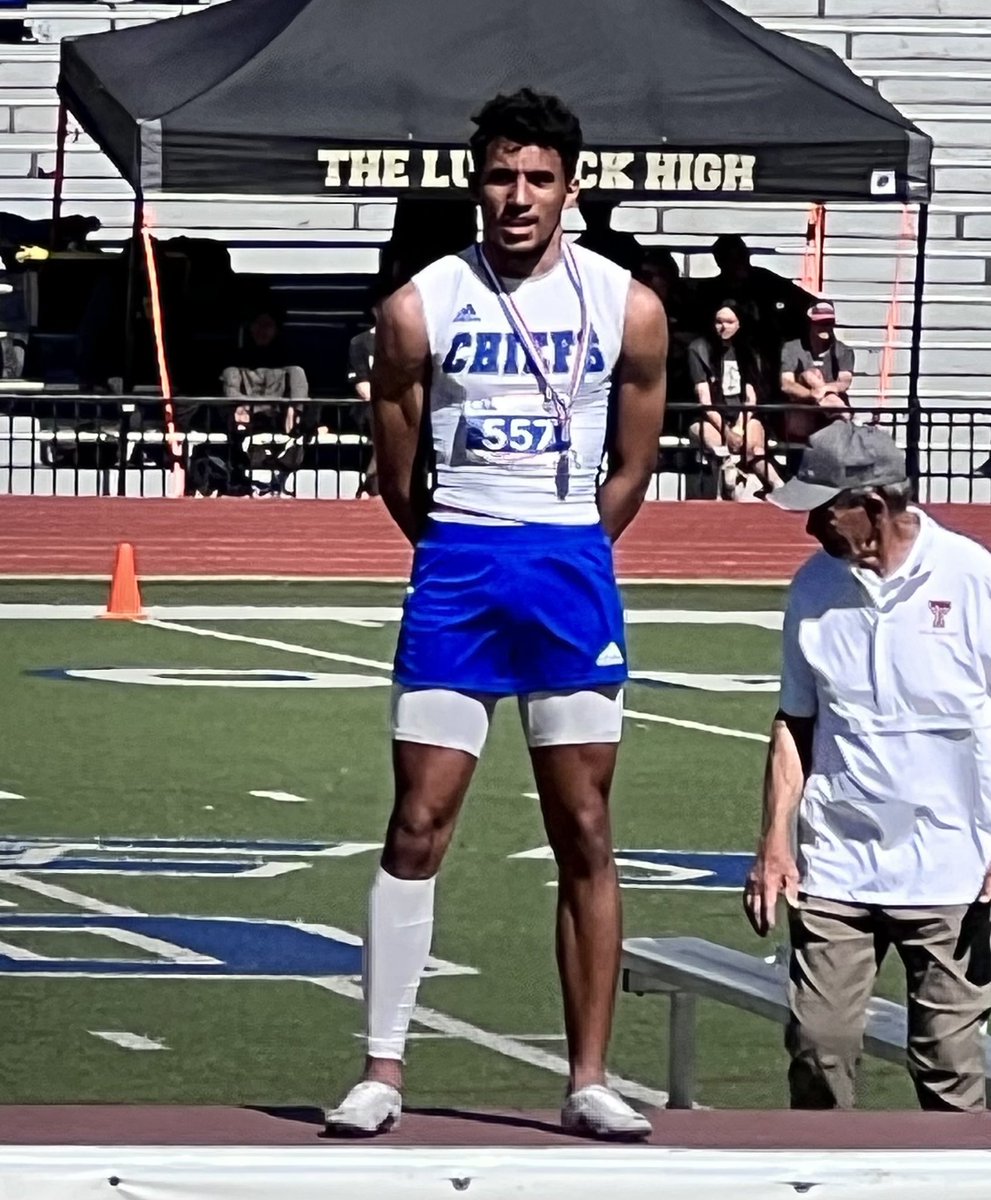 LV_CHIEFS_TRACK's tweet photo. Going to State!! Congratulations to Derrick Taylor qualifying for State in the 200. @sa_lakeviewHS https://t.co/P2EEhACNYv