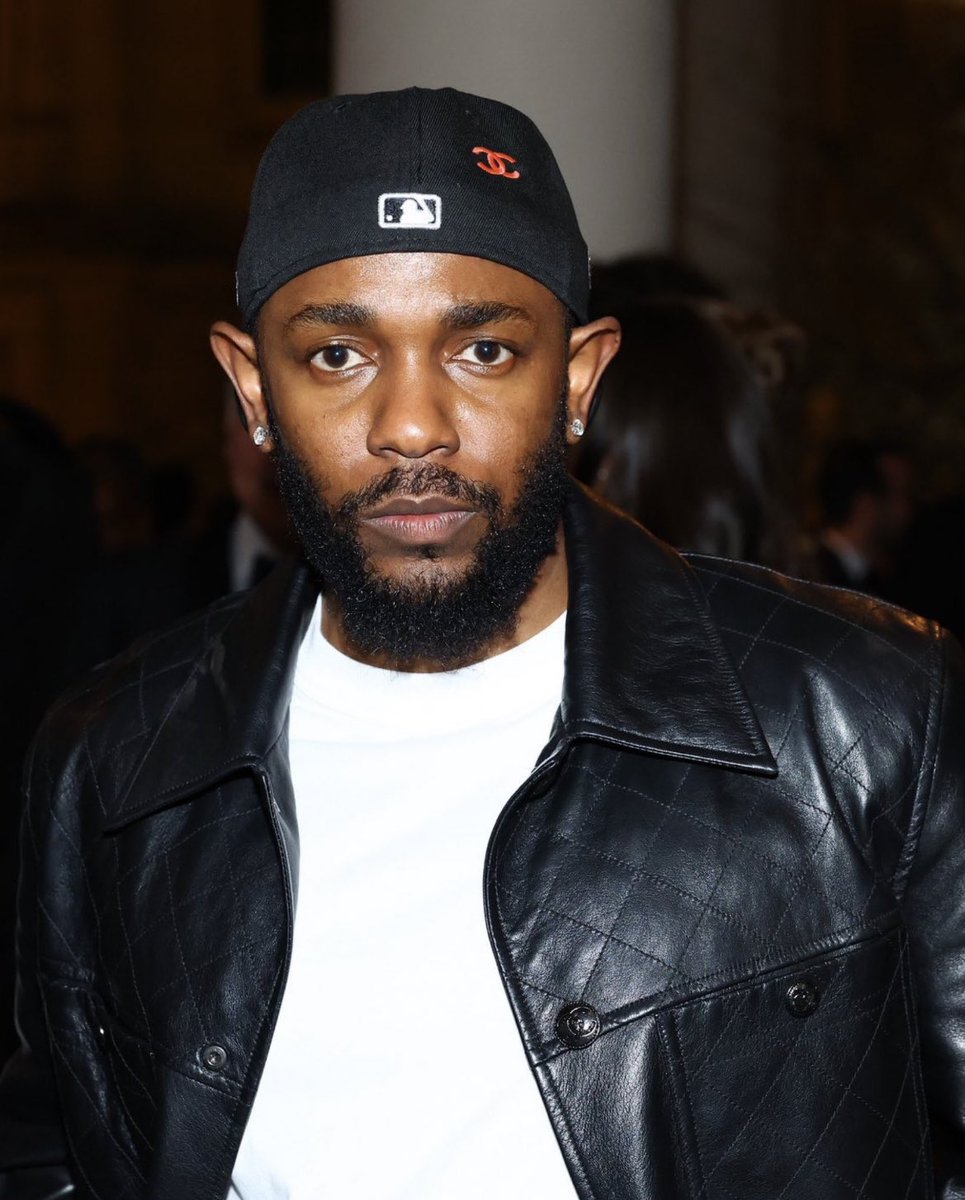 raptalksk's tweet photo. kendrick lamar at the 2023 Met Gala 👑 https://t.co/k4JRRgO87P