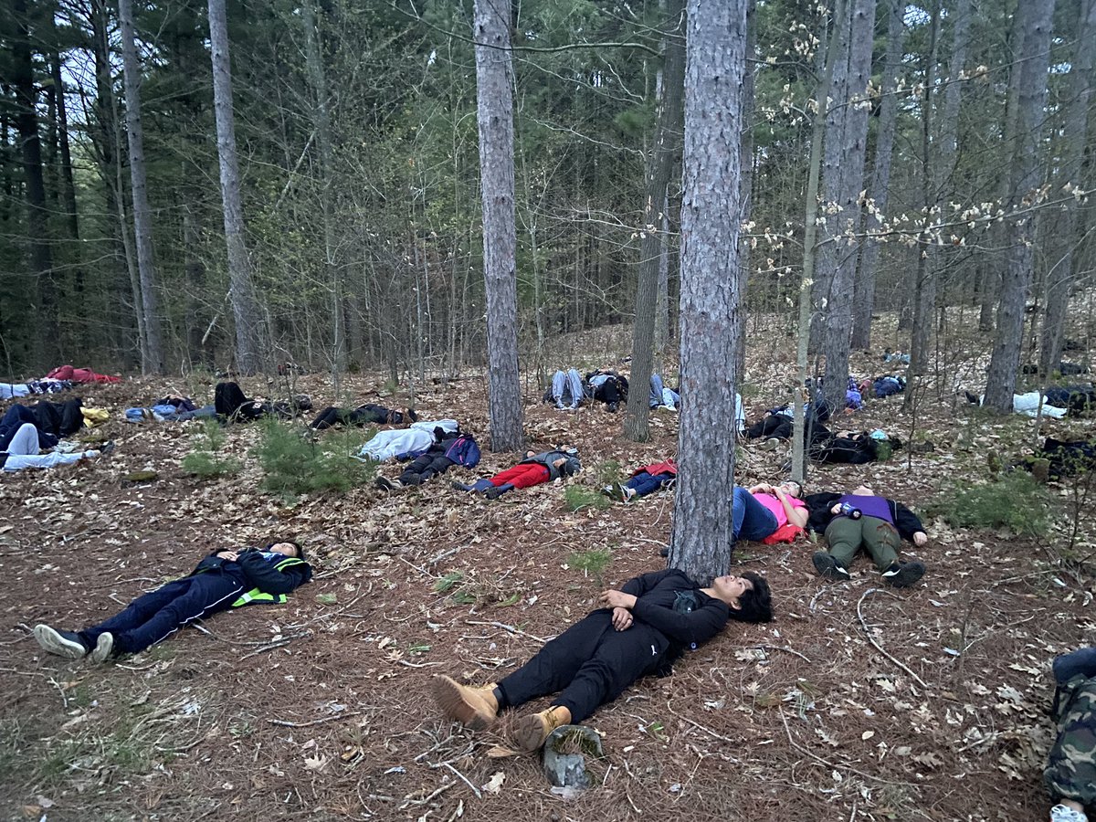 MrAndrewSousa's tweet photo. Reconnecting with nature: A little outdoor meditation session. Students got to stare up into the trees while enjoying the soothing silence of the outdoors. Everyone left feeling more relaxed and aware of our surroundings.     @SFX_TCDSB https://t.co/J7Cqlsp2Av