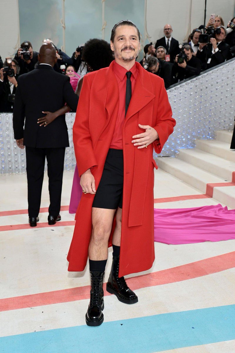 The Cool Slutty Daddy to rule all red carpet daddies. #MetGala