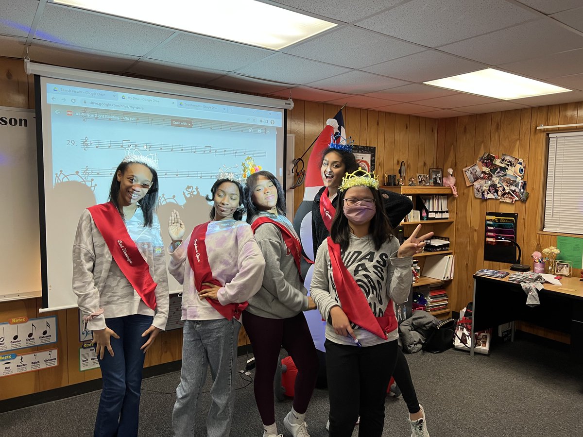 Fowler Choir tweet media