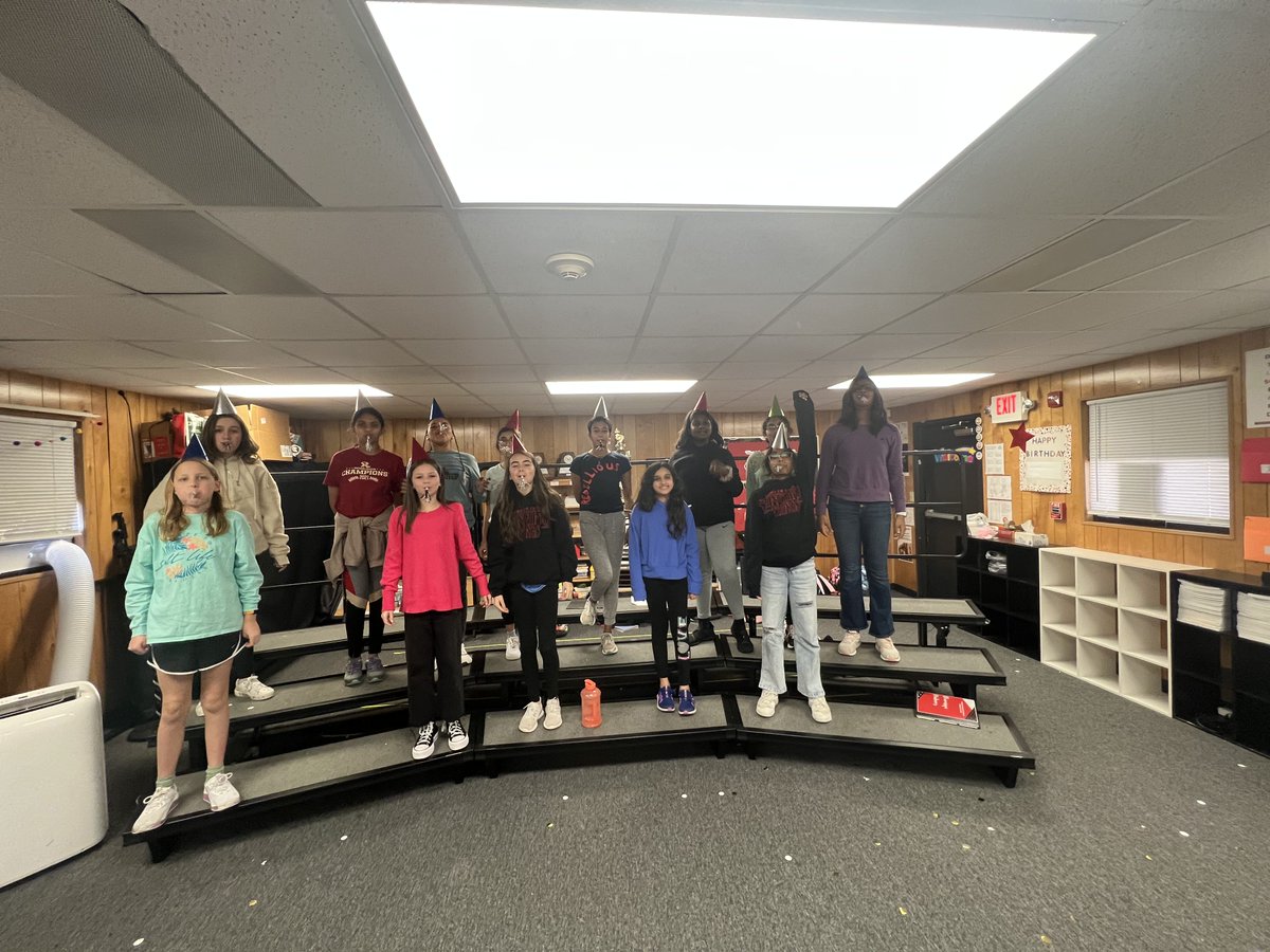 Fowler Choir tweet media