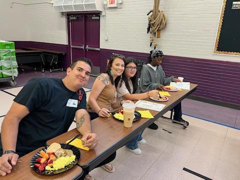 MontesGenessee's tweet photo. THANK YOU, Mesa Elks Lodge, for ALWAYS making our JagFam feel special! Kids were honored with awards,  gift cards, and breakfast with their families! 💜 our community! @mpsaz @elks2656 https://t.co/fYnrRIpAK6
