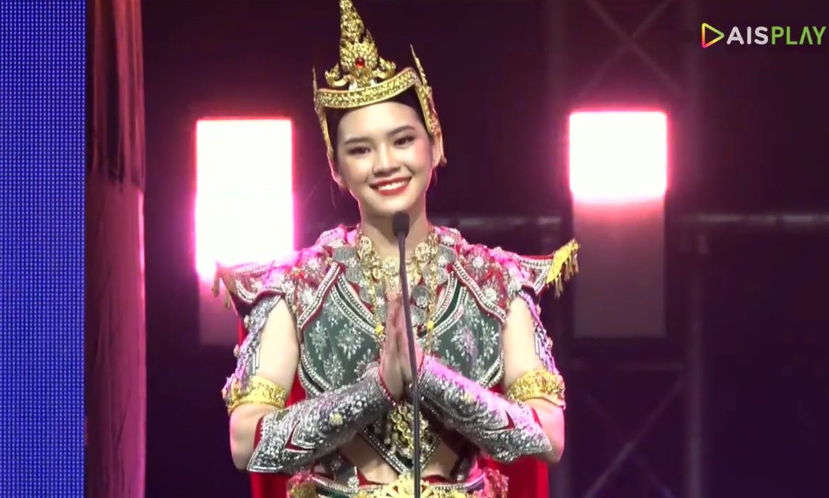 ขอให้แมวๆที่รีทวิตและเฟบทวิตนี้ถูกรวย รวยๆกันทุกคนนะค้าาา

Cherprang BirthDay

#27thCHERDAY