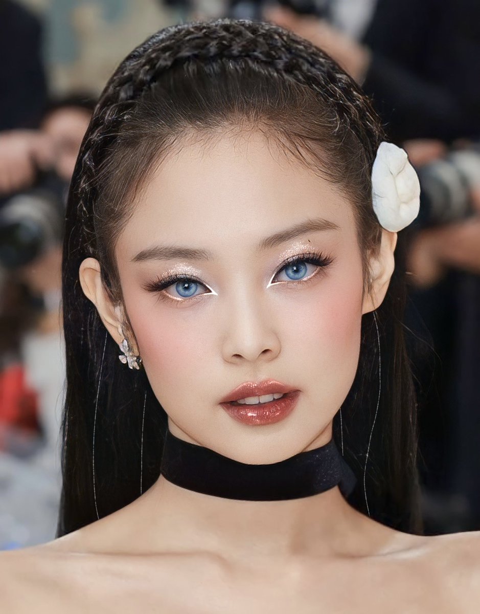 ⠀
 ⠀ ⠀ ⠀ Jennie⠀  ⠀ ⠀ ⭐️⠀⠀ ⠀ ⠀Sofi