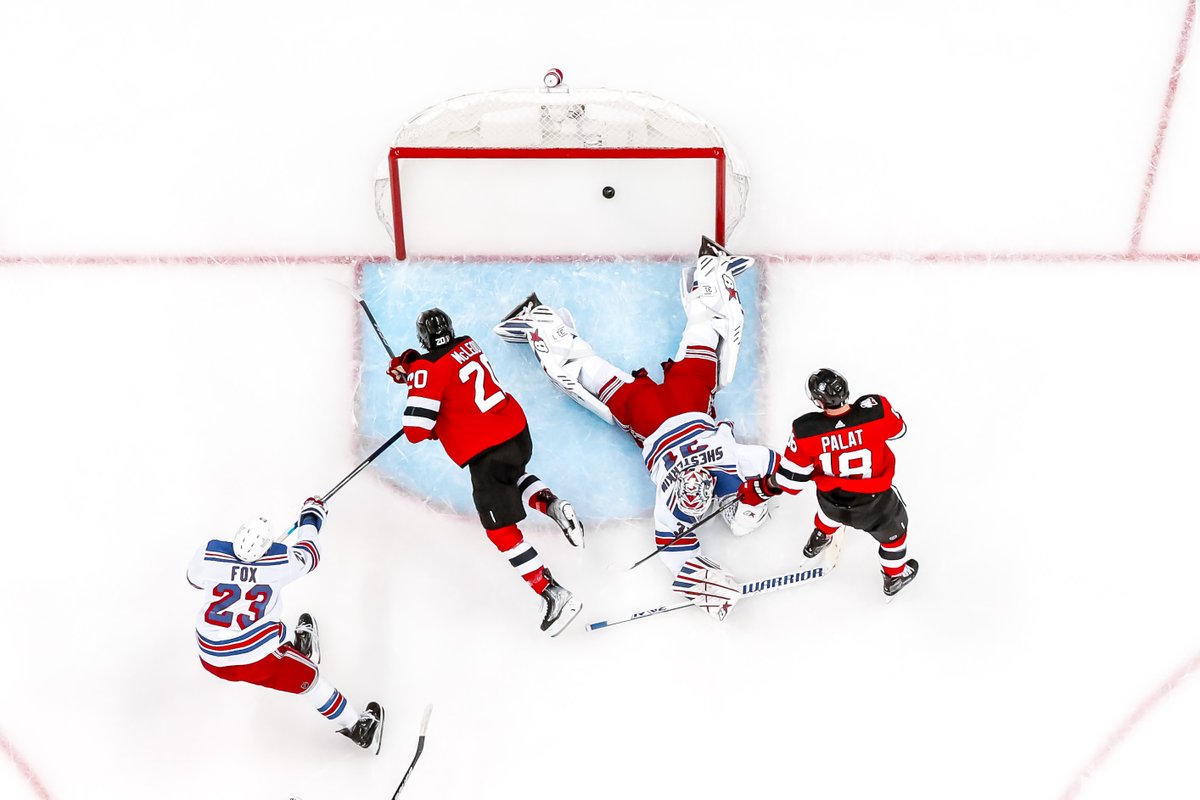 NJDevils's tweet photo. Close. It. Out. https://t.co/Z35xdvOGp0
