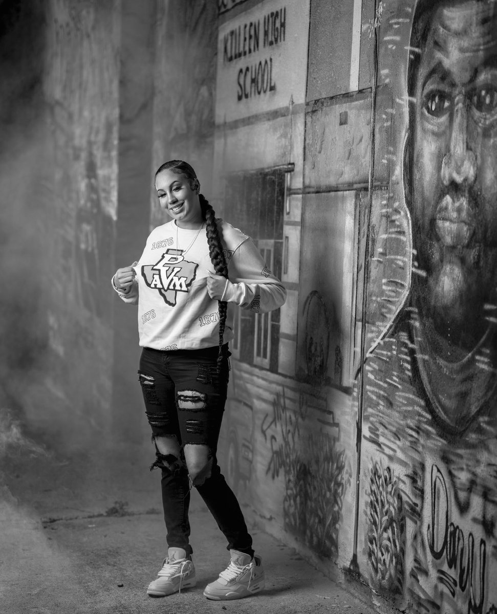 2jadeeddd's tweet image. y’all knew how i was coming , now y’all know where i’m going too… see y’all on the hill. 🐾💜💛  #hbcubound #pvamu27