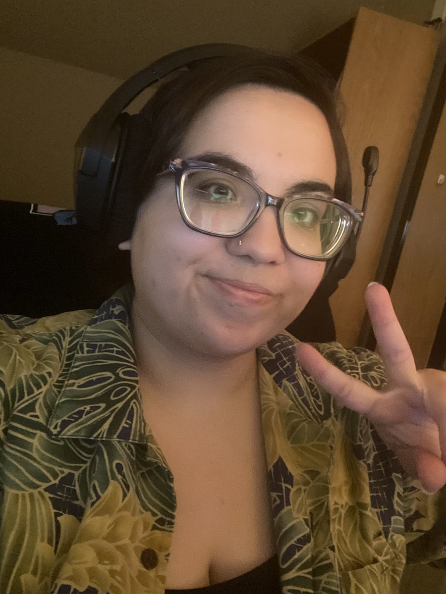 Hi there!  Want to come hang out with a biracial Vietnamese American while they play FFXIV, on this first day of #AAPIHeritageMonth?  You should come on by!
Twitch.tv/itsawkie