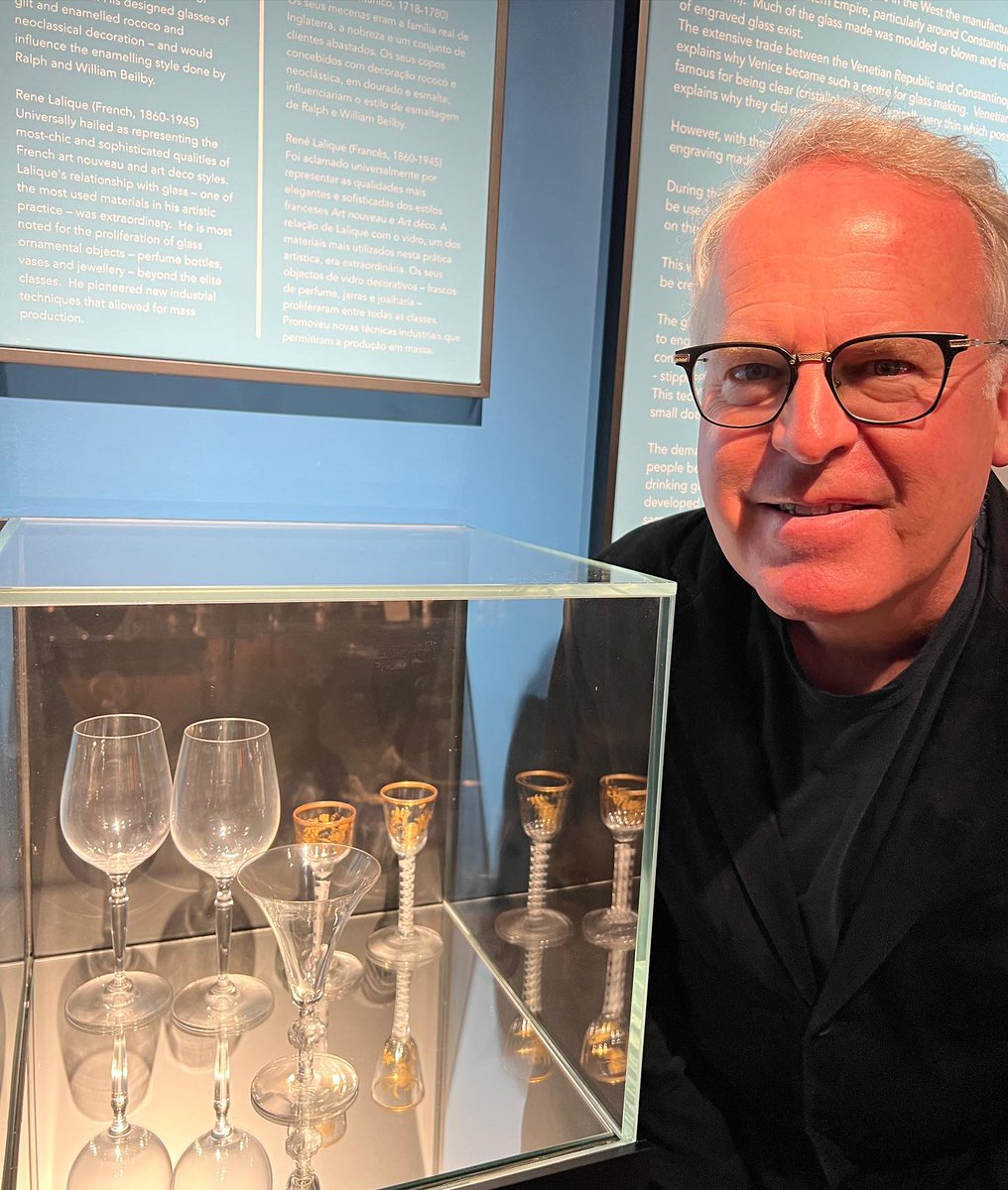 I love old decanters, glassware & vessels for wine. I was amazed by The Bridge Collection @wowporto amassed by Adrian Bridge, head of @taylorsportwine group. It's a magnificent collection with thousands of pieces, some dating back to BC. There are even my @lalique glasses!