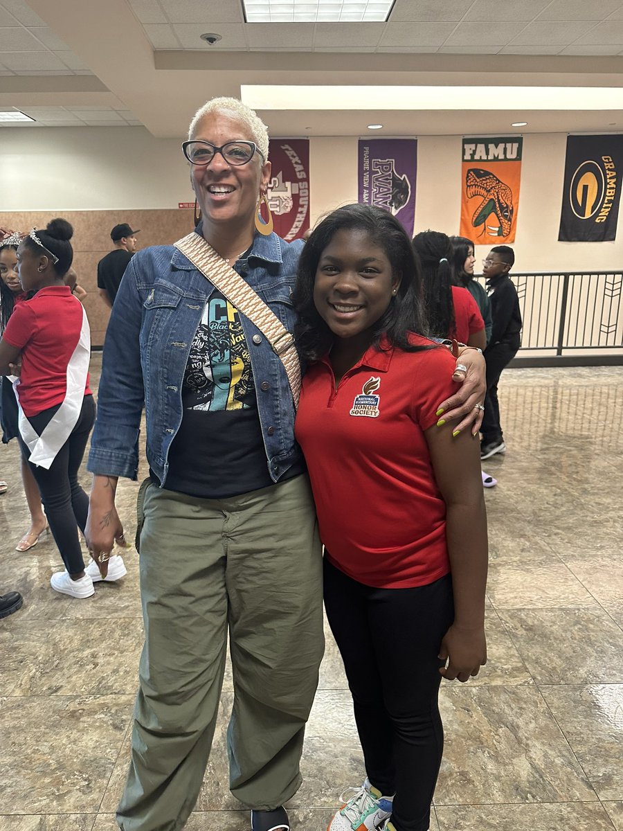 Tabitha Harris tweet media