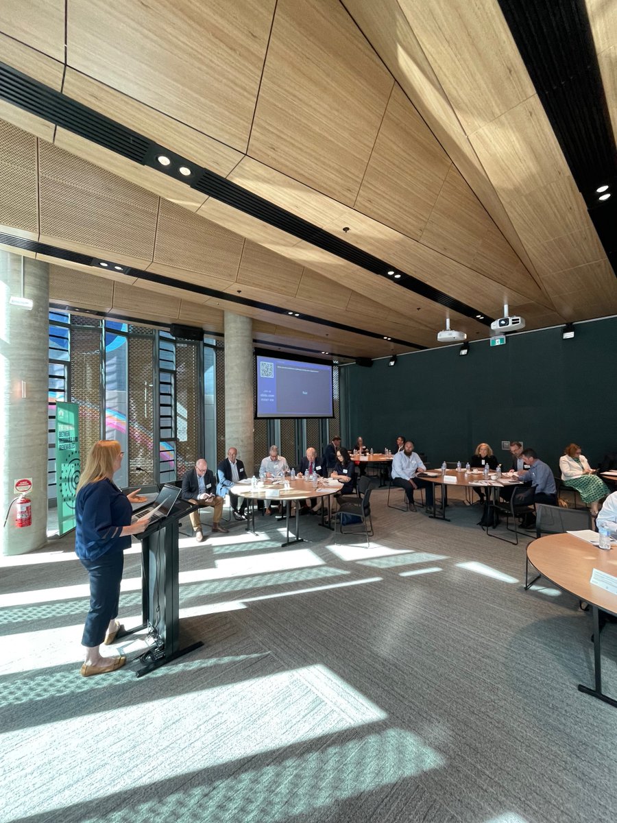 DEM_sagov's tweet image. We attended @RESA_Australia's Industry Leaders Skills &amp;amp; #WorkforceRoundTable last week hearing from #RESA CEO Jodie Badcock discussing industry workforce challenges + priorities in #SthAust. Covered regional skills, STEM education, career pathways, safety &amp;amp; diversity.