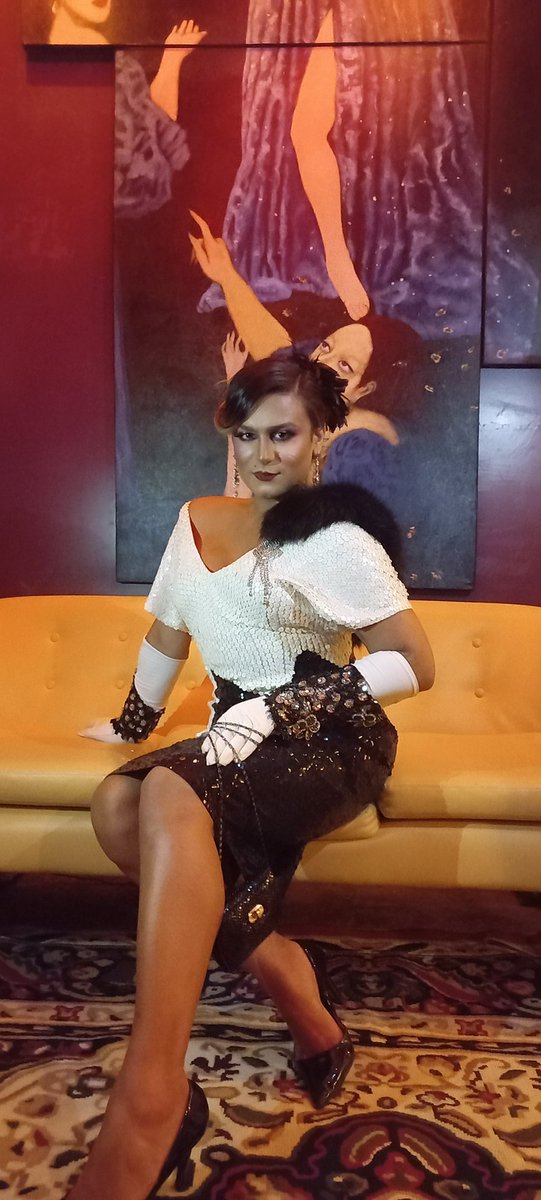 leonasoukisou's tweet photo. Aí monas, olha como vcs Se vestem, cês tão julgando os looks do met gala baseados em quê? ( meu #metlook gostaram ) rs https://t.co/YJ2C1S0iQn