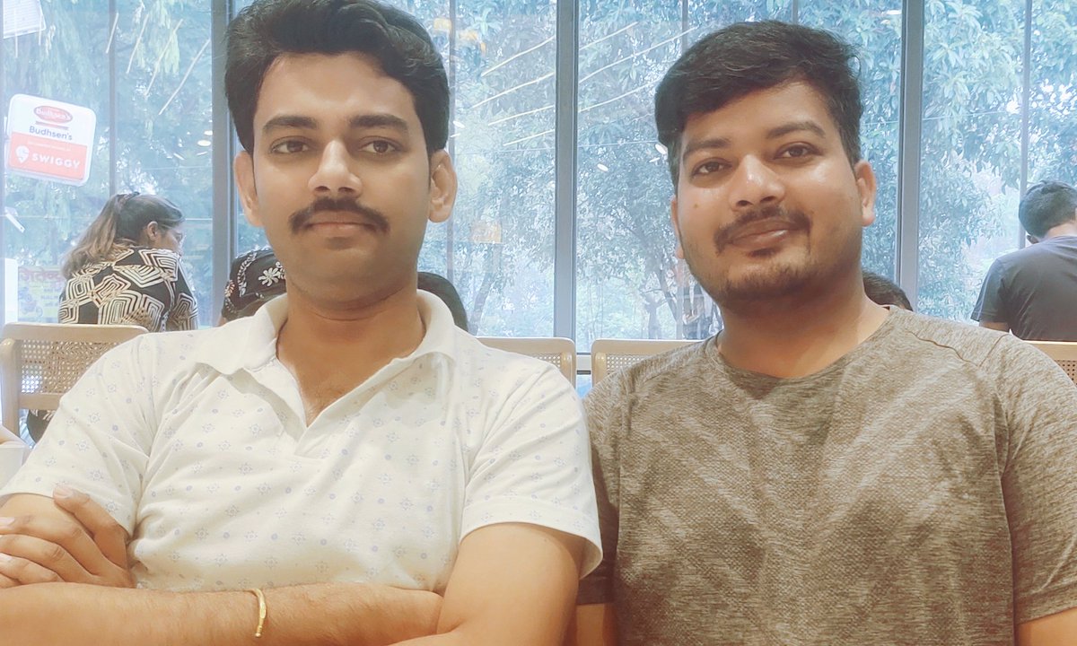 ASHISHsingh1881's tweet photo. BUSINESS PERSON https://t.co/VN6dZY1i8p