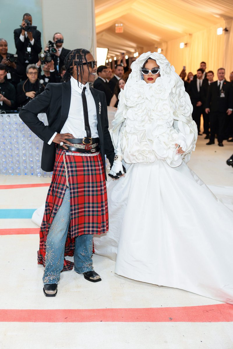 macycwilliams's tweet photo. Tardiness excused. #MetGala https://t.co/XoWOWhMEyL