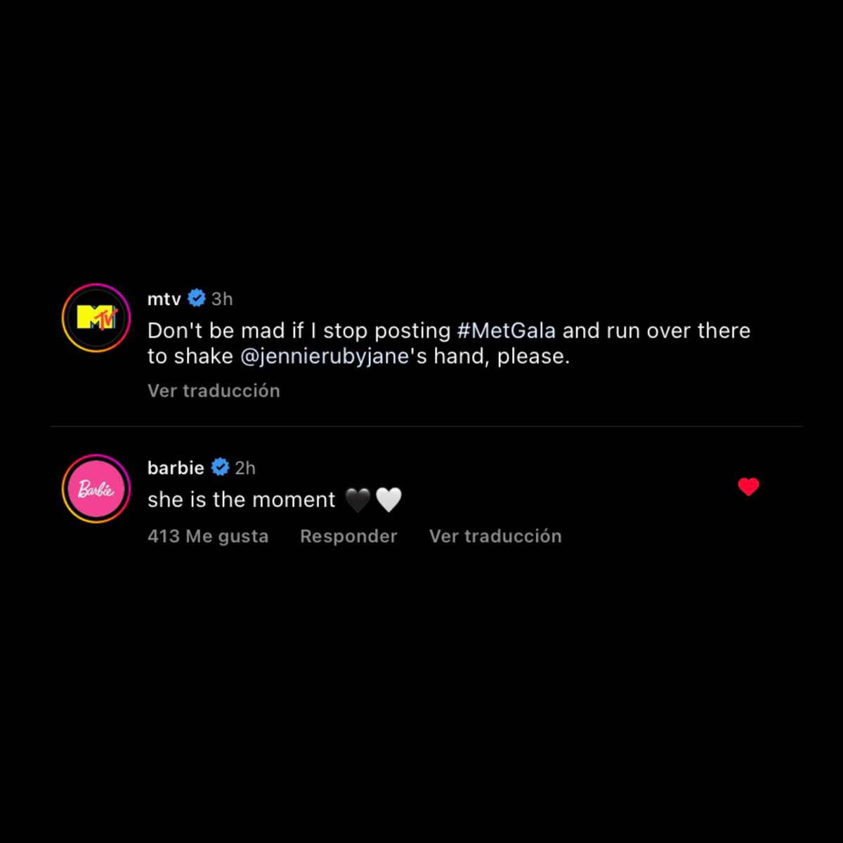 lovskpinks's tweet photo. La cuenta oficial de Barbie en Instagram le dio like y dejó un comentario en la publicación de MTV sobre JENNIE en la Met gala 2023: 

“She is the moment 🖤🤍”

JENNIE MET GALA 
#JENNIEatMETGala https://t.co/l8v2F7WkVY
