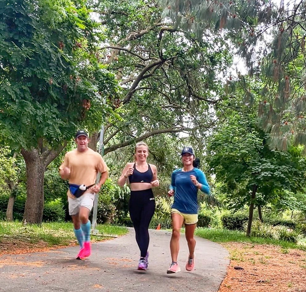 runhikenplay's tweet image. 6 miles today with @apurposefullife89 and @marksmellybell ! Always fun when the miles fly by!

#runningwithfriends #runningmom #runningmotivation #runner #running #instarun #womenrunning #runchat #runhappy #instagood #happyrunner #runners #fitness #insta… instagr.am/p/CruQJuPLe1G/