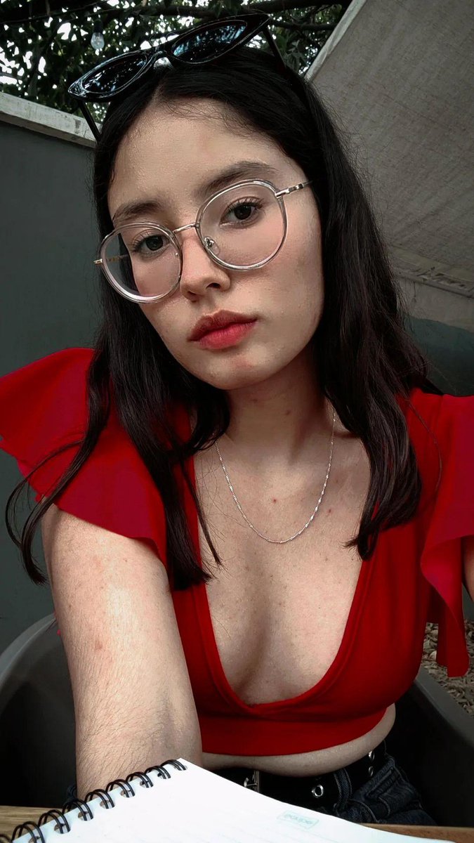 AriRose5's tweet image. Foto pal twitter ✌️