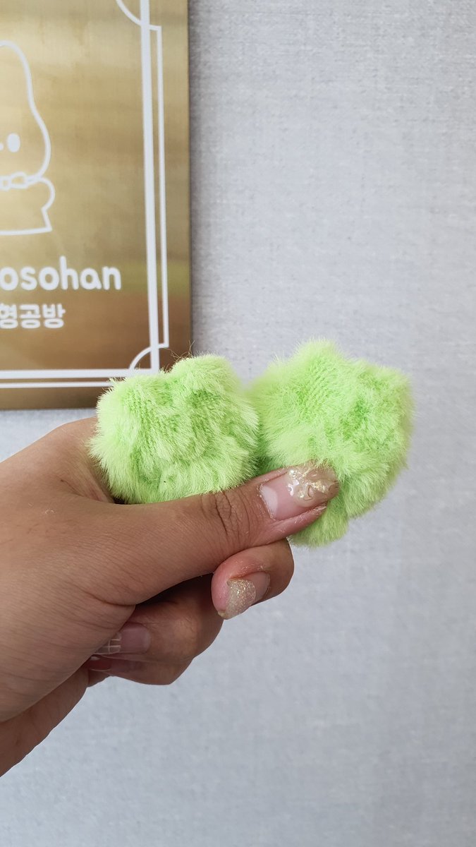 sosohan611004's tweet image. 🌟이발소 잘못 간 먼지개굴이 떨이 
이쁘게 리본매고 볼터치 해서 나갑니다

이 친구들도 버려질 위기에서 입양절차를 밟게되었습니다

이발과정에서 뒷통수에 고속도로가 생긴 유니크한 친구들 입니다 

🌟해당글 알+팔 당발 오늘저녁