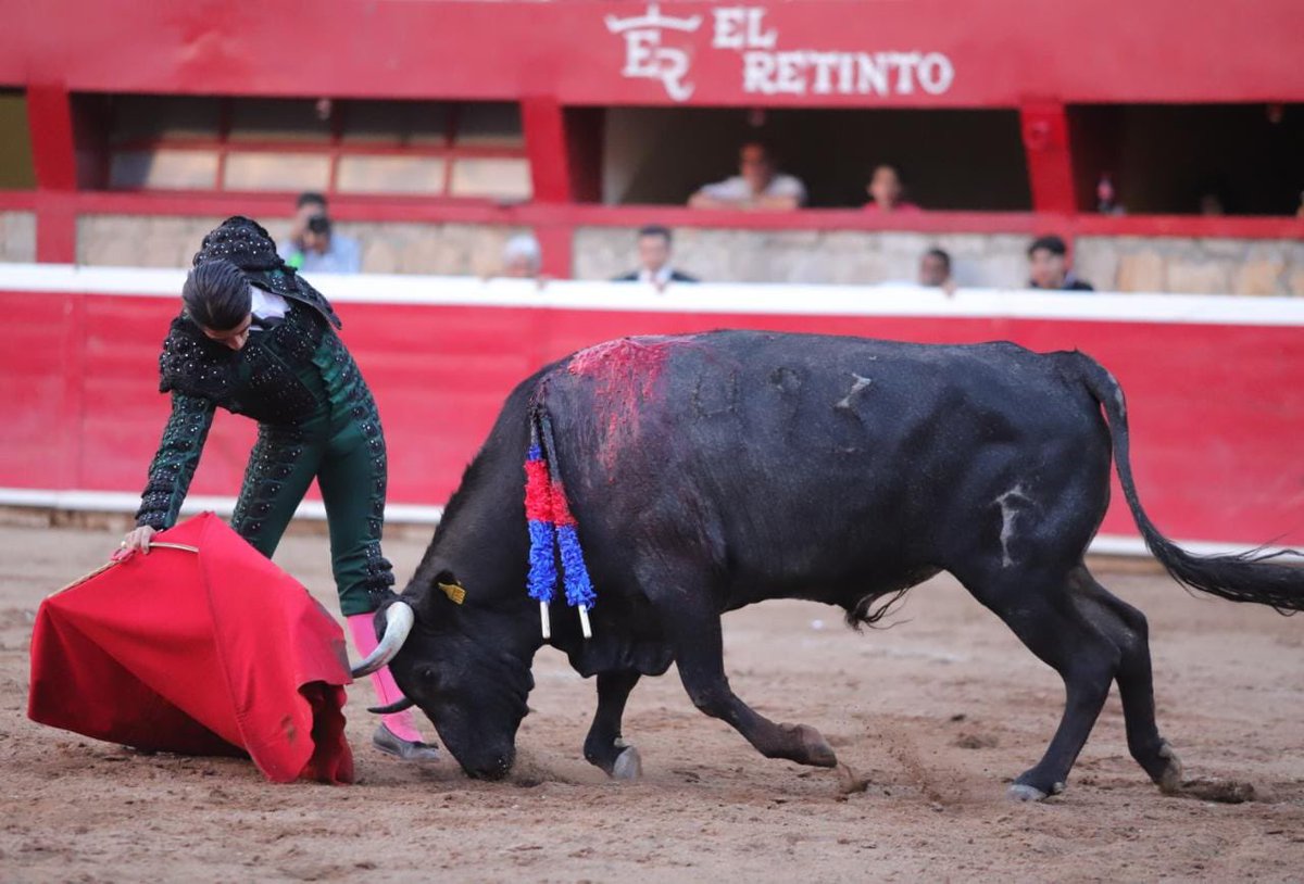 Ganadería La Muralla tweet media