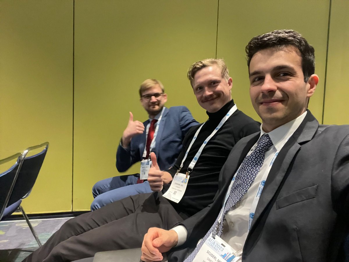 #AUA2023 Chicago was a blast! 
But sadly it also means that you Simone will leave our Trio of European uro-msk research fellows! How lucky we were to end up at the same time + same place! Fellowships only take 1-2 years but the friendships will last forever!😘