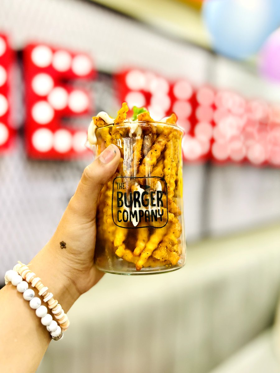 It's lunch time 😄
Craving for good fries🍟

#LunchBreak #theburgercompany #tbc