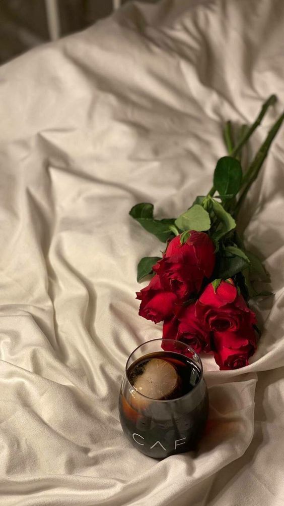 MaramALIssa5's tweet photo. الأدب و الرد بإحترام وجبر الخواطر  لا علاقة لهم بمدى حُبك أو كرهك للشخص الذي أمامك  بل هو دليل على نفسيتك المتزنة و حُسن تربيتك. ... 
صباح الورد❤️ https://t.co/Rx6LE5xkWt