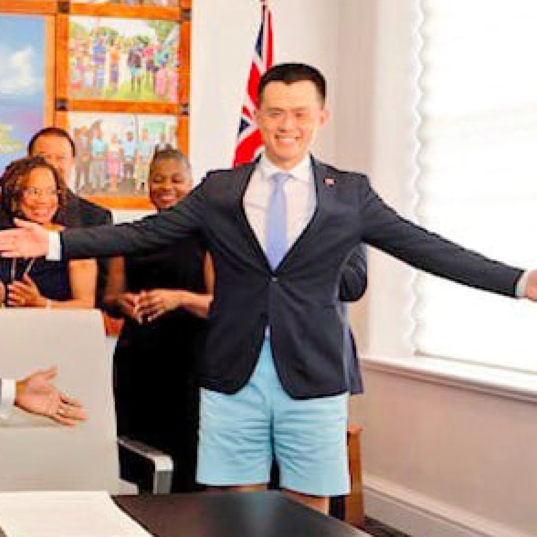 All these #MetGala outfits but can we take a second to appreciate this one.