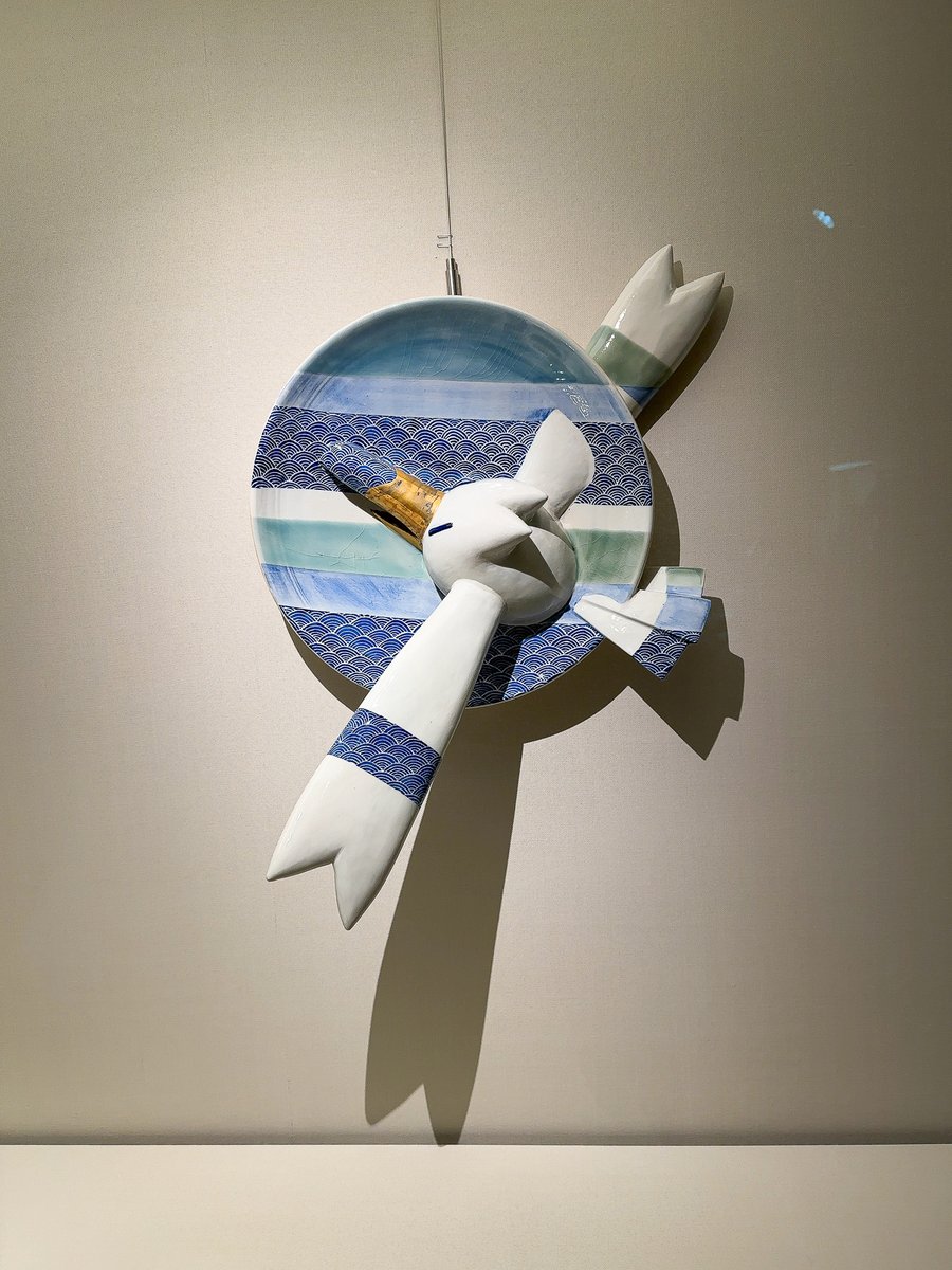 izmii___'s tweet photo. 国立工芸館
「ポケモン×工芸展―美とわざの大発見―」

ポケモンと美術両方好きな人間としては、その技巧・想像にも○○がこんな姿に！ というのにも楽しめたし、何より工芸館で老若男女がキャッキャ楽しんでる感が凄く良い。
＃pokemonxkogei https://t.co/PazeaL76Rx