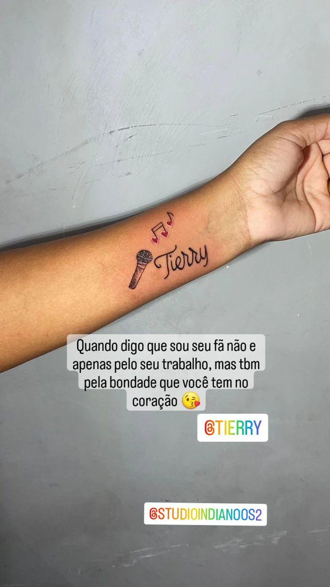 FlaviaO26397153's tweet photo. @tierry homenagem para o meu ídolo ❤️ https://t.co/7h9sEM6xaO